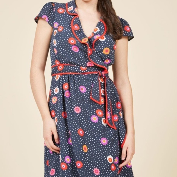 Modcloth Dresses & Skirts - Daytime Dapper Wrap Dress in Navy in XS